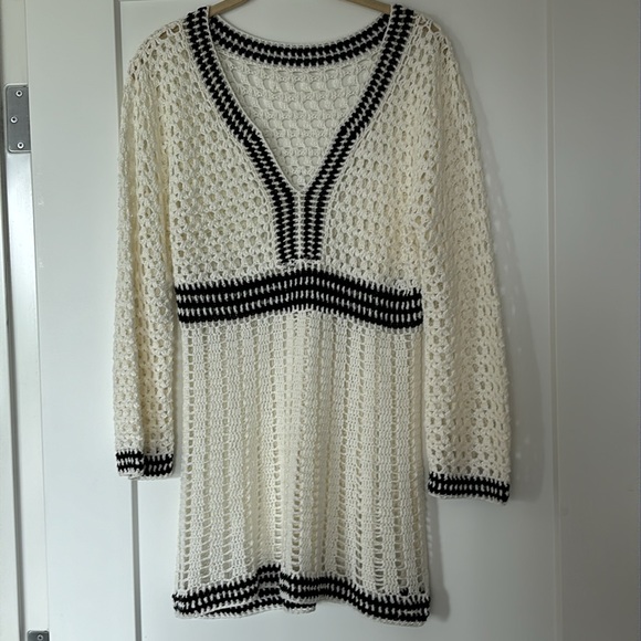 Crochet Coverup - Small/Medium - Picture 3 of 4